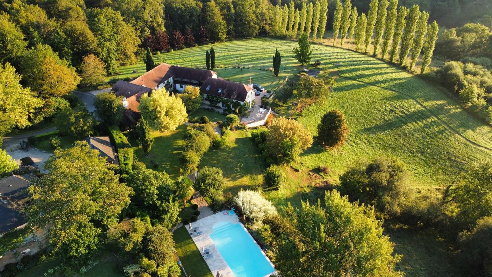 Chambres D'Hotes Secret Pyrenees Lasseube Екстер'єр фото